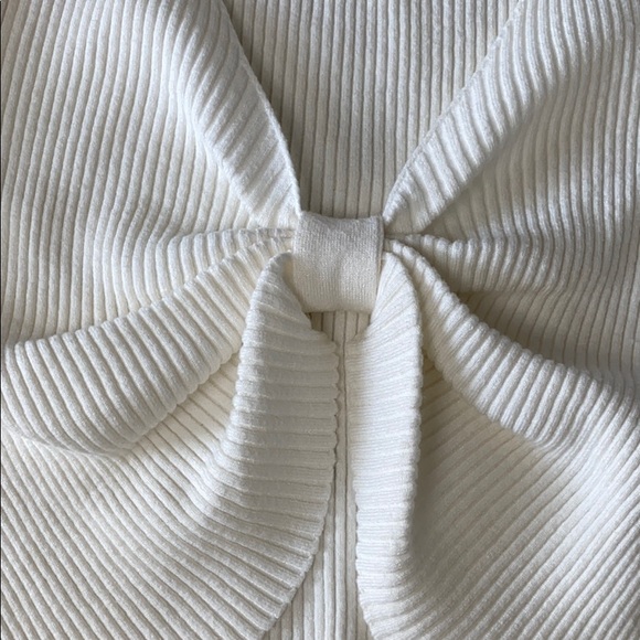 ❤️FINAL PRICE DROP❤️ Blanc + Rosé | Knit Bow Top - Picture 4 of 4